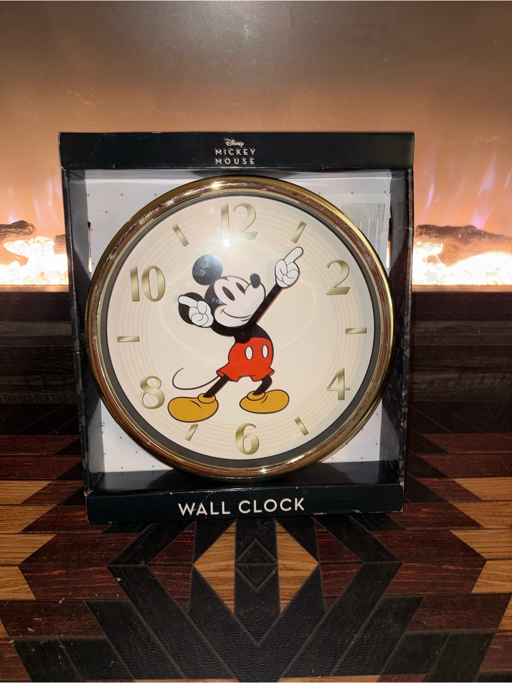 Mickey Mouse Retro Art Master Clock